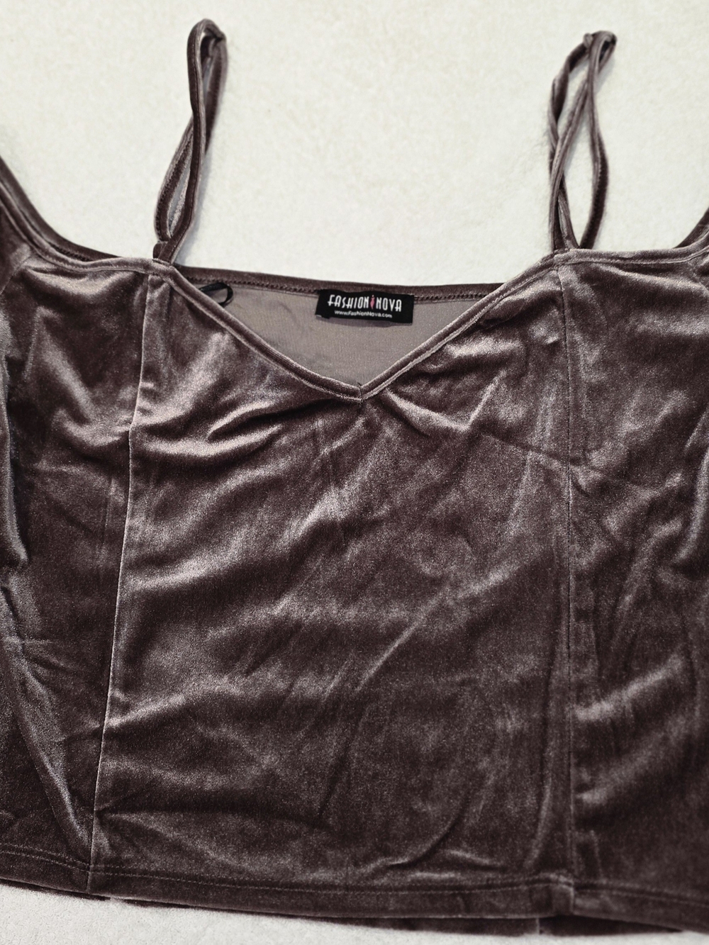 Fashion Nova Velvet Spaghetti Strap Crop Top in Mauve
